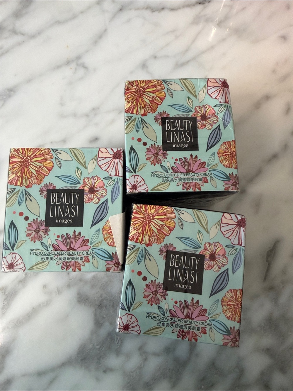Beauty Linasi Hydro-Concealer Beauty Cream - Mint Floral